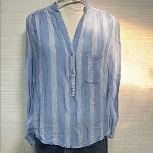 H&M Blue Striped Blouse with V-Neck and Relaxed Fit